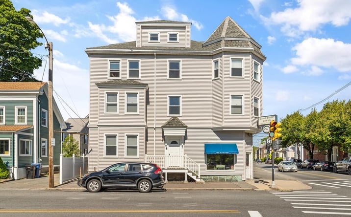 2 Essex Street in Salem, MA 01970