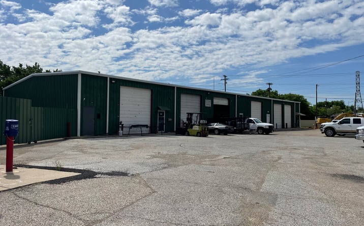 Pictures of Industrial property located at 502-512 N. Main St., 519 N. Main St., Irving, TX 75061 for sales - image #1