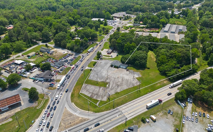 Pictures of Retail property located at 10200 Veterans Memorial Hwy, Lithia Springs, GA 30122 for sales - image #1