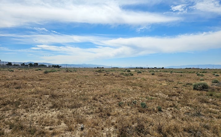 Pictures of Land property located at Vic 56 St West/H14 Avenue, Lancaster, CA 93536 for sales - image #1