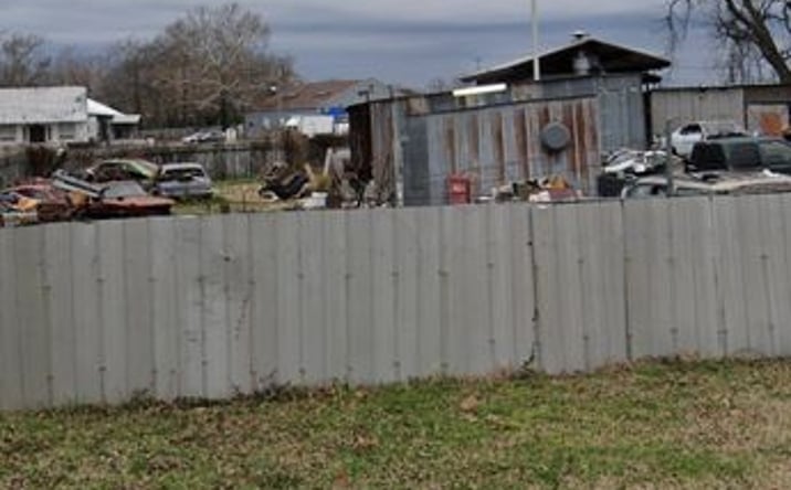 Pictures of Land property located at 413 Ricou St, Shreveport, LA 71107 for sales - image #1