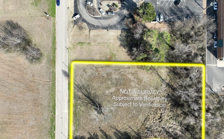 Pictures of Land property located at Coulter Cove -/+1.43 Acres, New Albany, MS 38652 for sales - image #1