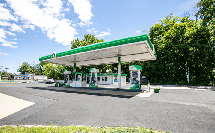 Pictures of Retail property located at 231 US-206, Bordentown, NJ 08505 for sales - image #1