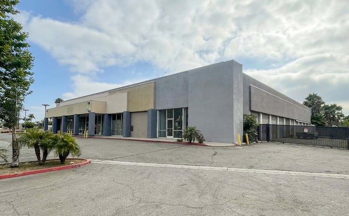 Pictures of Retail property located at 1107 S Harbor Blvd, Santa Ana, CA 92704 for sales - image #1