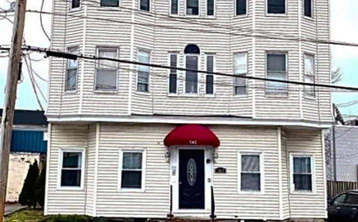 143 Canal Street in Salem, MA 01970