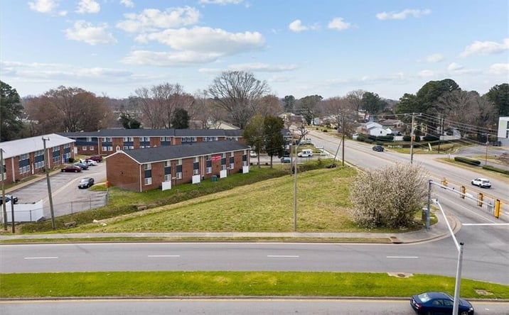 Pictures of Land property located at 50 Settlers Landing Rd, Hampton, VA 23669 for sales - image #1