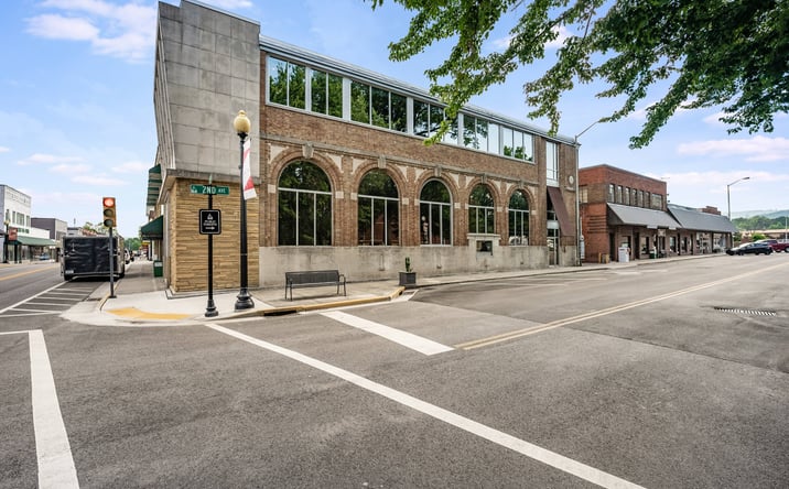 Pictures of Office property located at 1441 Market St, Dayton, TN 37321 for sales - image #1