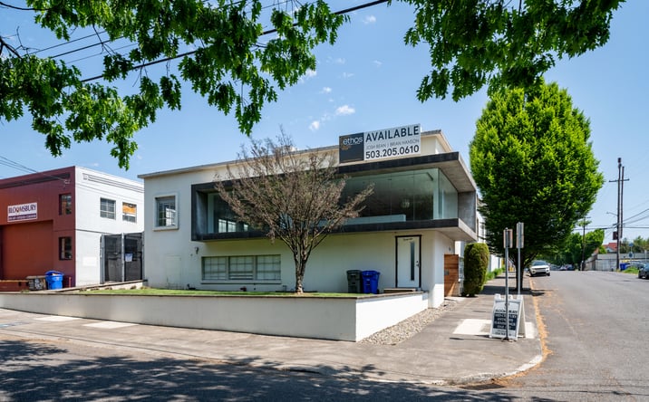 Pictures of Office property located at 911-915 NE Davis St, Portland, OR 97232 for sales - image #1