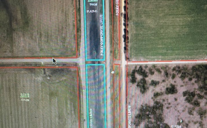 Pictures of Land property located at Foley Beach Express South, Foley, AL 36535 for sales - image #1