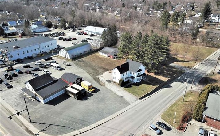 Pictures of Retail, Office, Business for Sale property located at 487 E Main St, Newport, VT 05855 for sales - image #1