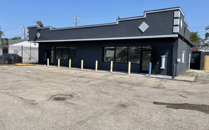 Pictures of Retail property located at 19000 W Warren Ave, Detroit, MI 48228 for sales - image #1