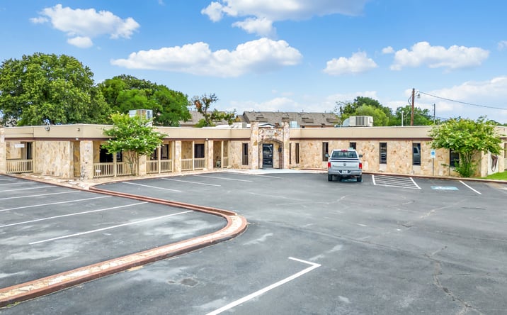 Pictures of Industrial, Mixed Use, Office property located at 716 W Euless Blvd, Euless, TX 76040 for sales - image #1