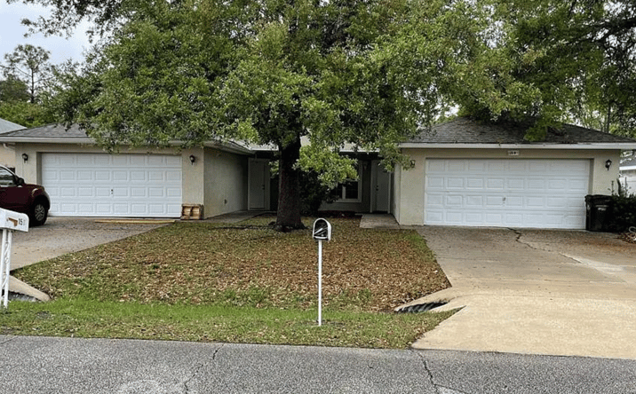 Pictures of Multifamily property located at 15 Prospect Ln, Palm Coast, FL 32164 for sales - image #1