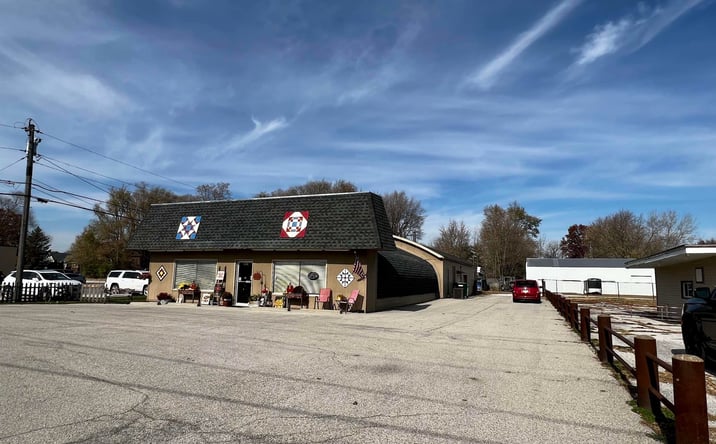 Pictures of Office, Retail, Industrial property located at 1508 W JACKSON Street, Macomb, IL 61455 for sales - image #1
