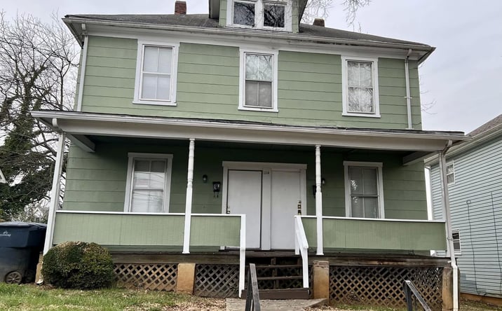 Pictures of Multifamily property located at 1114 Lafayette Blvd NW, Roanoke, VA 24017 for sales - image #1