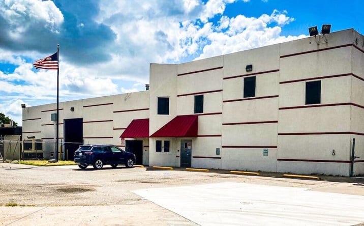 Pictures of Office, Industrial property located at 1610 NE 4th St, Oklahoma City, OK 73117 for sales - image #1