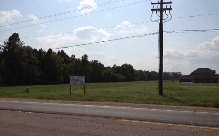Pictures of Land property located at 20611 Plank Rd, Zachary, LA 70791 for sales - image #1