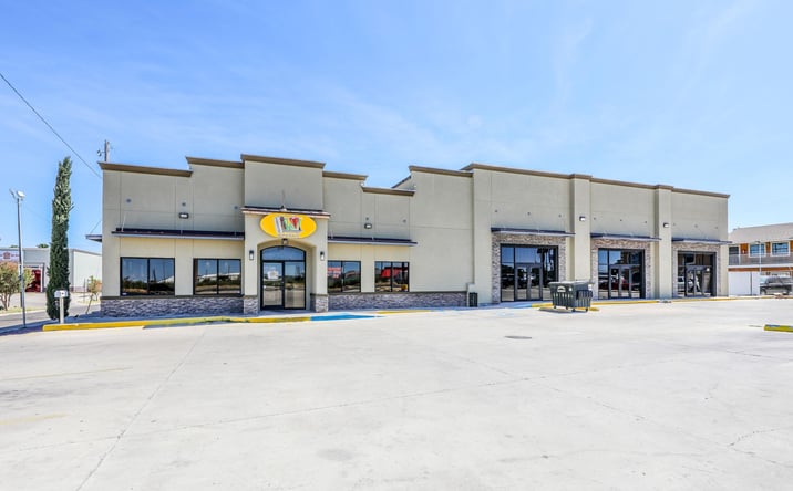 Pictures of Retail, Land property located at 2507 Saunders St, LAREDO, TX 78041 for sales - image #1