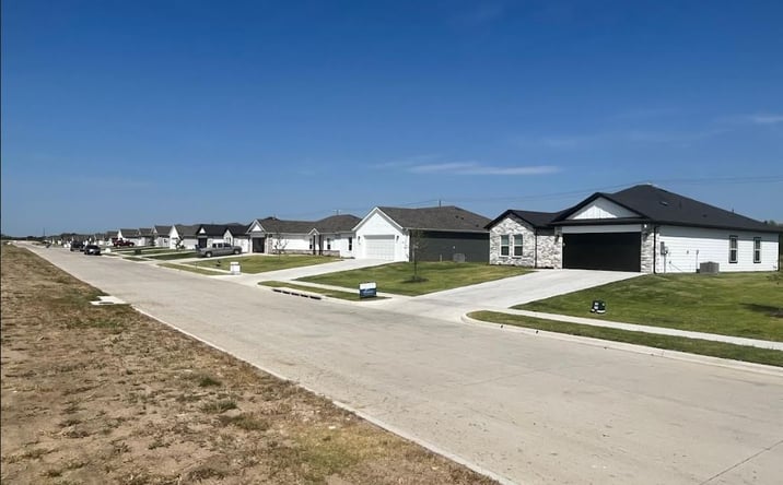 Pictures of Multifamily property located at Skylane Ave, Corsicana, TX 75109 for sales - image #1