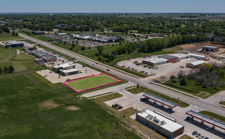 Pictures of Land property located at W Ridgeway Ave, Waterloo, IA 50701 for sales - image #1
