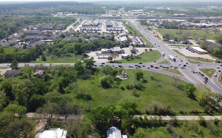 Pictures of Mixed Use, Land property located at 1804 Chestnut St, Bastrop, TX 78602 for sales - image #1