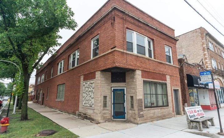 Pictures of Multifamily property located at 5256 W Chicago Avenue, Chicago, IL 60651 for sales - image #1