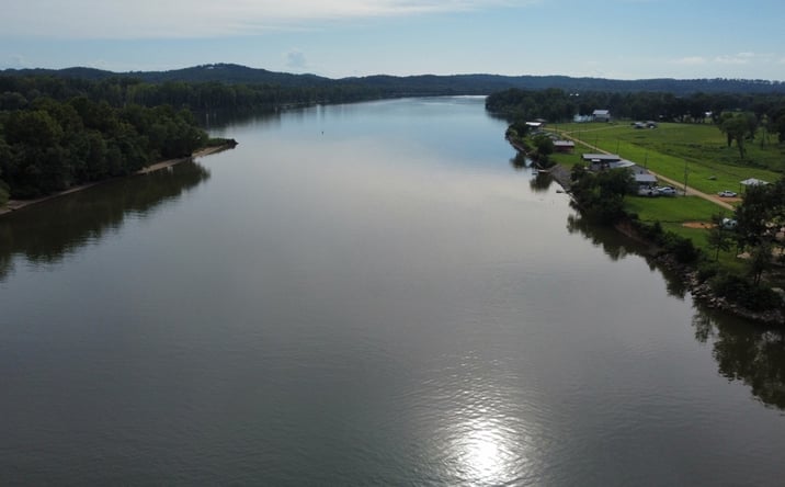 Pictures of Land property located at 0 Tennessee River, Clifton, TN 38425 for sales - image #1