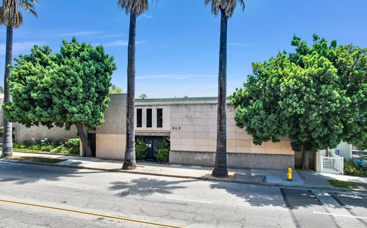 Pictures of Office, Industrial property located at 848 N. Fair Oaks Ave, Pasadena, CA 91103 for sales - image #1