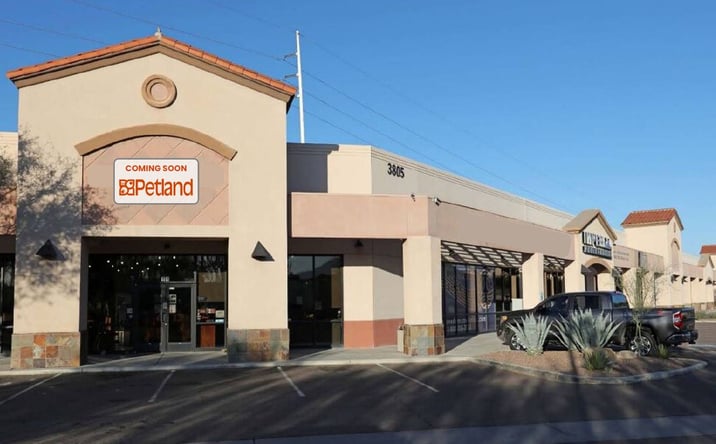 Pictures of Retail property located at 3805 W River Rd, Tucson, AZ 85741, 3815 W River Rd, Tucson, AZ 85741, 3835 W River Rd, Tucson, AZ 85741 for sales - image #1