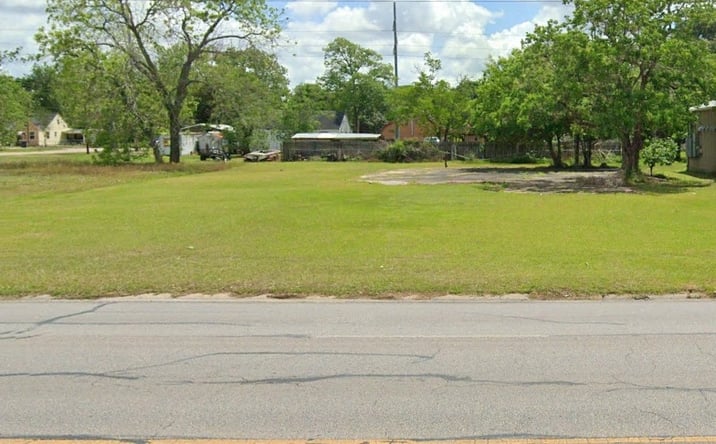 Pictures of Land property located at 1313 Avenue F, Bay City, TX 77414 for sales - image #1