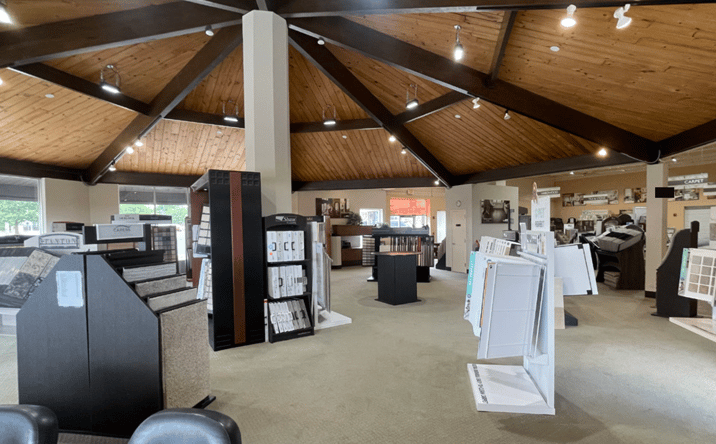 Pictures of Retail property located at 168 Army Trail Rd, Glendale Heights, IL 60139 for sales - image #1