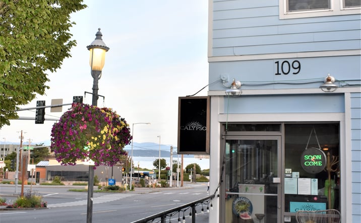 Pictures of Retail property located at 109 Main St, Edmonds, WA 98020 for sales - image #1