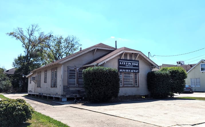 Pictures of Office property located at 2671 Broadway, Beaumont, TX 77702 for sales - image #1