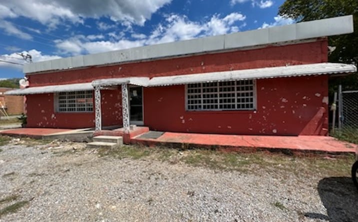 Pictures of Mixed Use, Office, Retail property located at 964 Dodson Ave, Chattanooga, TN 37406 for sales - image #1