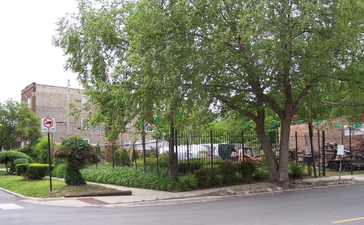 Pictures of Land property located at 1721 E 75th Street, Chicago, IL 60649 for sales - image #1