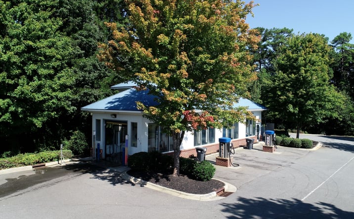 Pictures of Retail, Special Purpose property located at 872 River Hwy, Mooresville, NC 28117 for sales - image #1