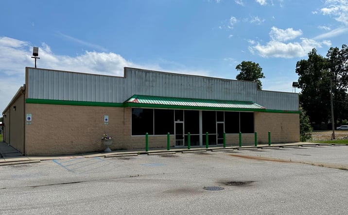 Pictures of Industrial property located at Hwy 160 E, Henryville, IN 47126 for sales - image #1