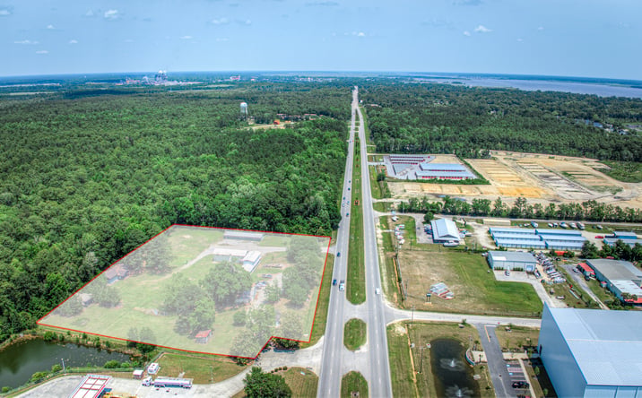 Pictures of Land property located at 3376 S Fraser St, Georgetown, SC 29440 for sales - image #1