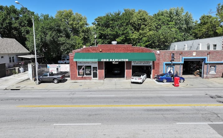Pictures of Industrial property located at 2015 & 2020 W. 43rd Avenue, Kansas City, KS 66103 for sales - image #1