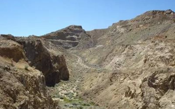 Pictures of Land property located at 1999 Silver Queen Rd, Mojave, CA 93501 for sales - image #1