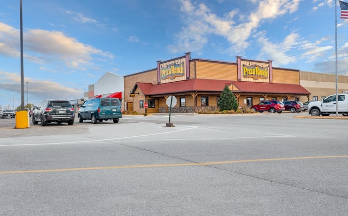 Pictures of Retail property located at 1300 18th Ave NW, Austin, MN 55912 for sales - image #1