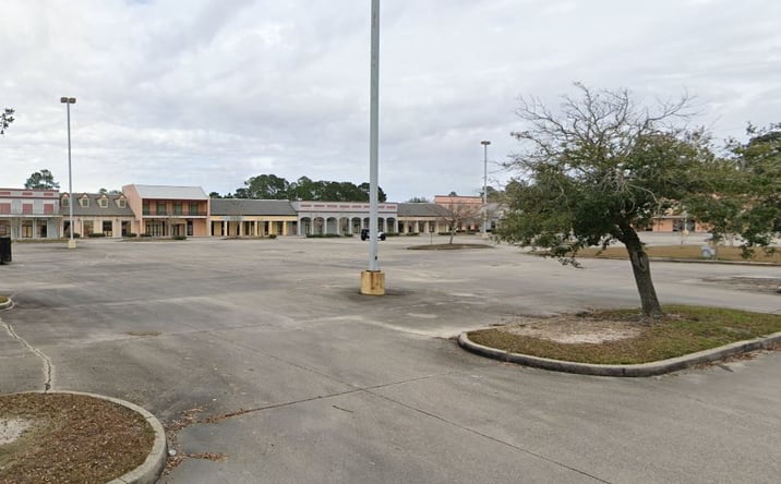 Pictures of Mixed Use, Office, Retail, Special Purpose property located at 1000 U 261 Caruso Blvd, Slidell, LA 70461 for sales - image #1