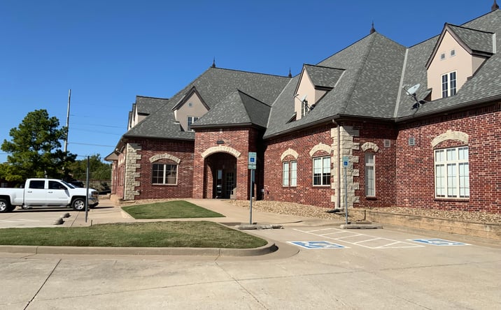 Pictures of Office property located at 4800 W San Antonio St, Broken Arrow, OK 74012 for sales - image #1