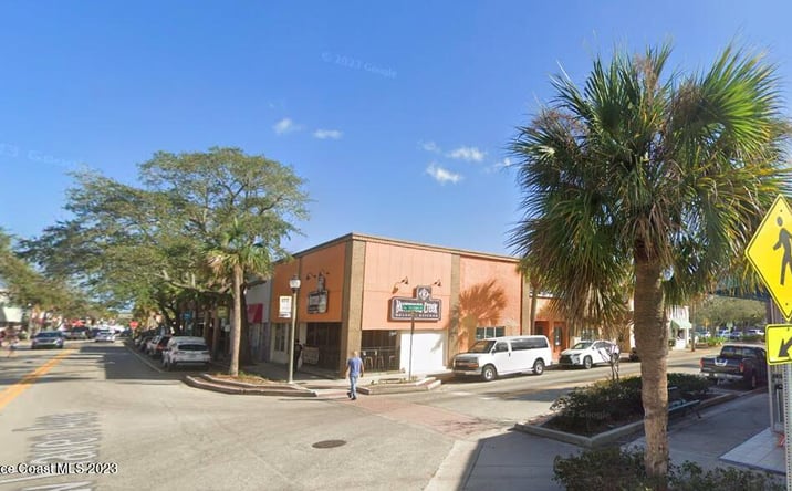 Pictures of Retail property located at 2001 Vernon Place, Melbourne, FL 32901 for sales - image #1