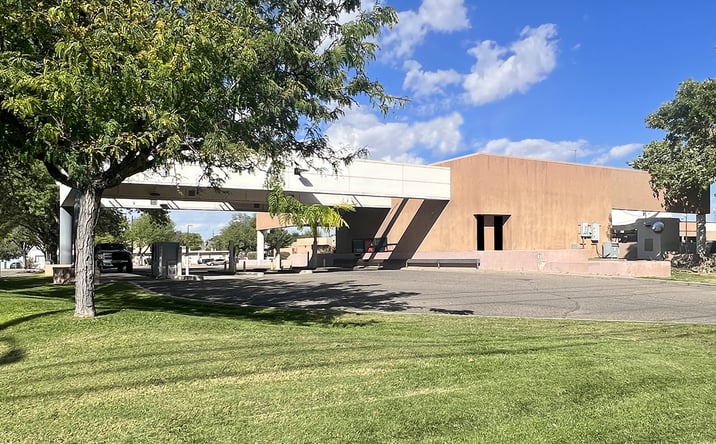 Pictures of Retail property located at 605 Lomas Blvd NW, Albuquerque, NM 87102 for sales - image #1