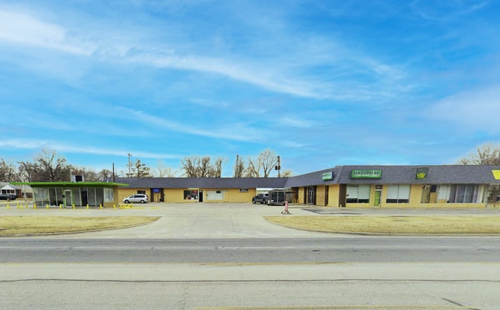 Pictures of Retail property located at 1501 E Pawnee St, Wichita, KS 67211 for sales - image #1