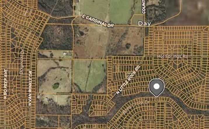 Pictures of Land property located at 1315 Franklin Dr, Horseshoe Bend, AR 72512 for sales - image #1