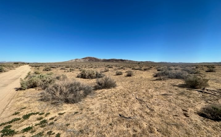 Pictures of Land property located at Anson Rd, Hinkley, CA 92347 for sales - image #1
