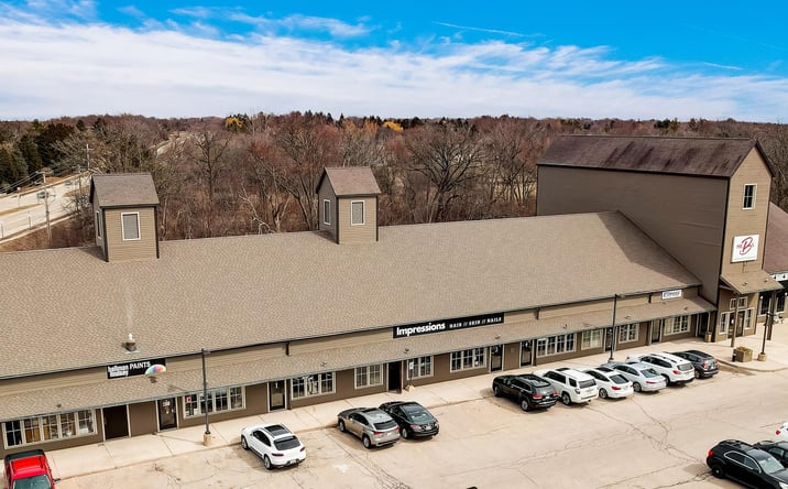 Pictures of Office property located at 11124 N Cedarburg Road, Thiensville, WI 53092 for sales - image #1