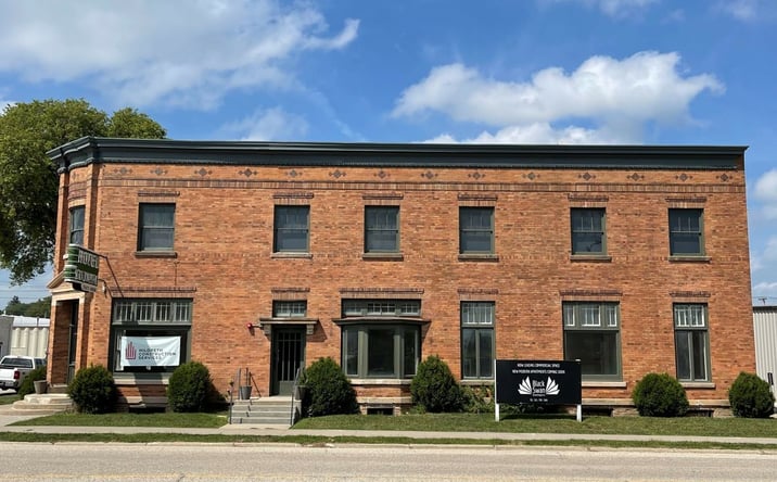 Pictures of Retail, Mixed Use property located at 203 Front St, Stuart, IA 50250 for sales - image #1
